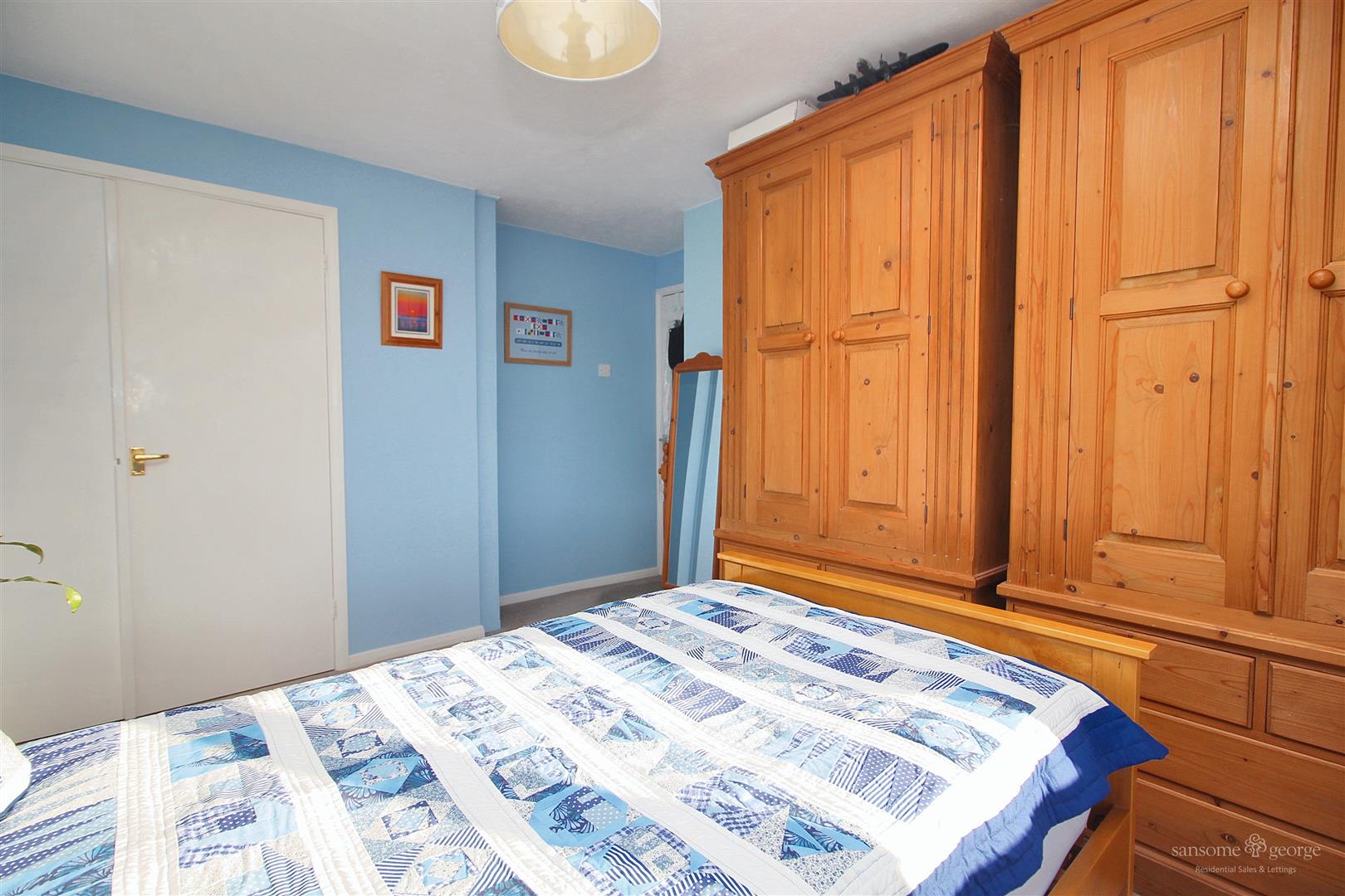 Chieveley Close, Tilehurst, Reading